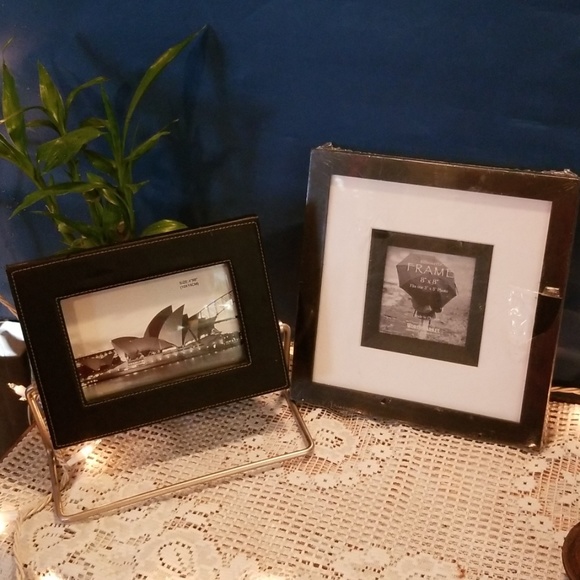 2 picture frames - Picture 7 of 7